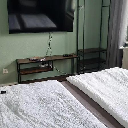 Design Apartment, Klimaanlage, Parkplatz, Netflix & Disney, Dominos Pizza, Wallbox