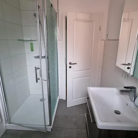 公寓 Design Apartment, Klimaanlage, Parkplatz, Netflix & Disney, Dominos Pizza, Wallbox