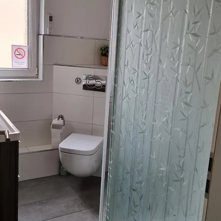 Daire Design Apartment, Klimaanlage, Parkplatz, Netflix & Disney, Dominos Pizza, Wallbox Falkensee