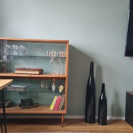 Διαμέρισμα Design Mit Klimaanlage, Parkplatz, Netflix, Disney, Dominos Pizza, Wallbox, Bahnhof 5min - Berlin Hbf 23min *