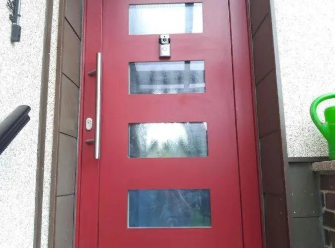 Appartement Design Apartment, Klimaanlage, Parkplatz, Netflix & Disney, Dominos Pizza, Wallbox Falkensee