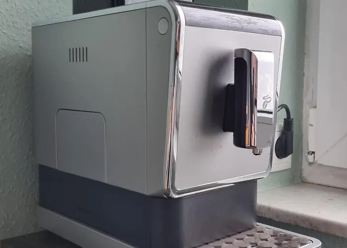 Appartement Design Apartment, Klimaanlage, Parkplatz, Netflix & Disney, Dominos Pizza, Wallbox