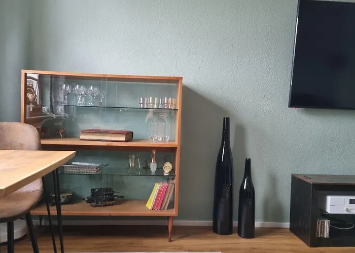 Appartement Design Apartment, Klimaanlage, Parkplatz, Netflix & Disney, Dominos Pizza, Wallbox *