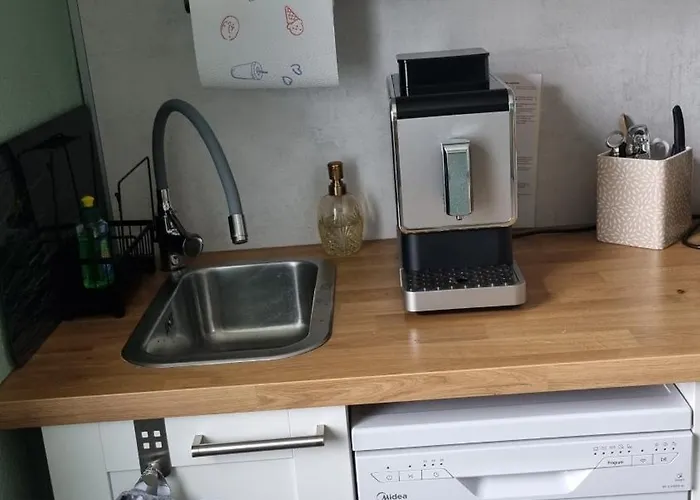 Design Apartment, Klimaanlage, Eigener Parkplatz, Netflix, Dominospizza, Wallbox Falkensee